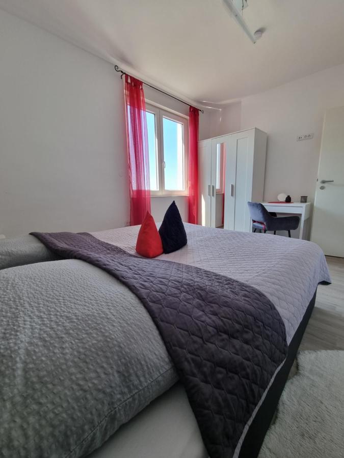 Apartment Mara Senj  Esterno foto